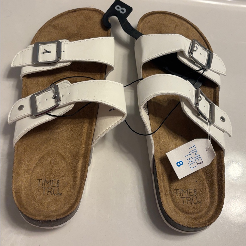 Time and Tru NWT Women’s White Double Buckle Slide Sandals - Picture 4 of 4